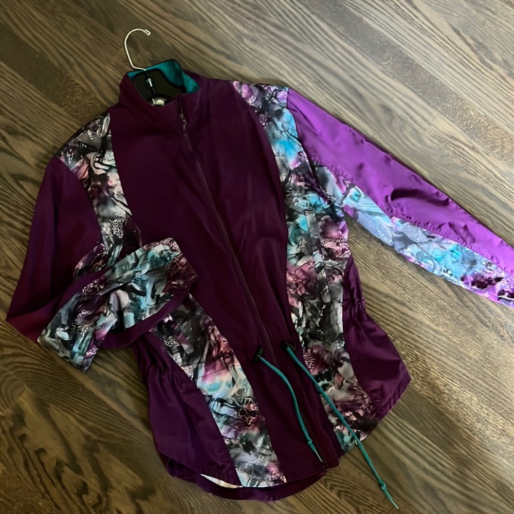 HIND running/ hiker windbreaker